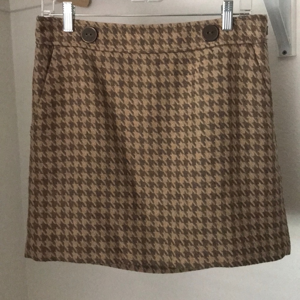 Tan Loft Houndstooth skirt
